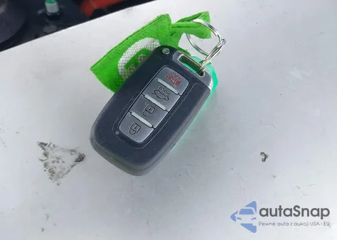 2014 Hyundai Sonata Hybrid Limited z USA, uszkodzony, nr VIN KMHEC4A43EA108695